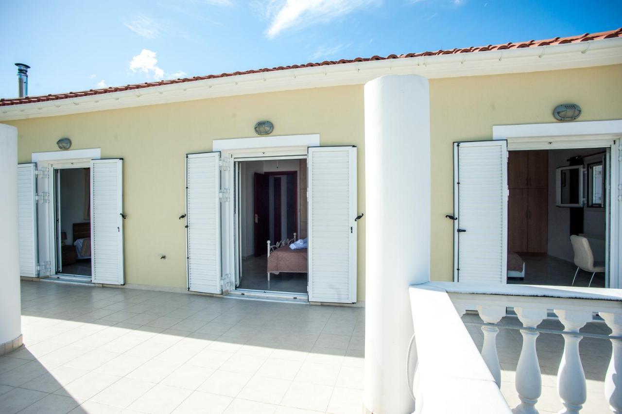 Nikos Apartments Spacious And Panoramic Argostoli  Buitenkant foto